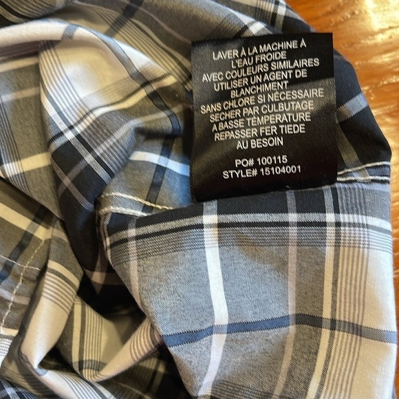 O’Neill XL button short sleeve checked cotton shirt with pocket and logo on back - Picture 8 of 8